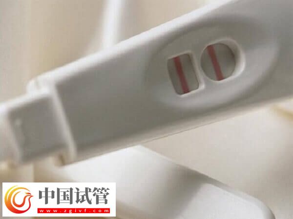 囊胚移植9天測出白板，但第10天測到了的姐妹有嗎？(圖1)